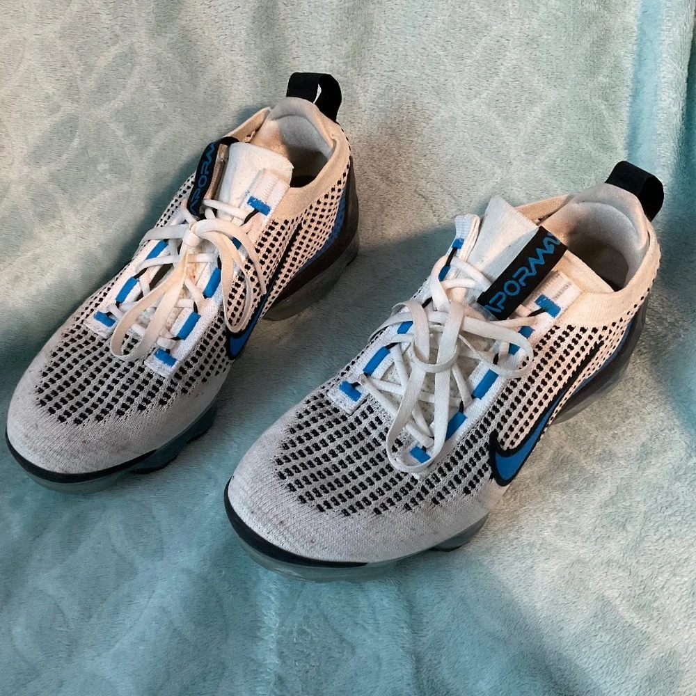 Nike (Youth) Size 6 VapoMax